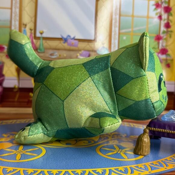 Aphmau MeeMeow | Celestial Emerald Cat Plush - Picture 2 of 7